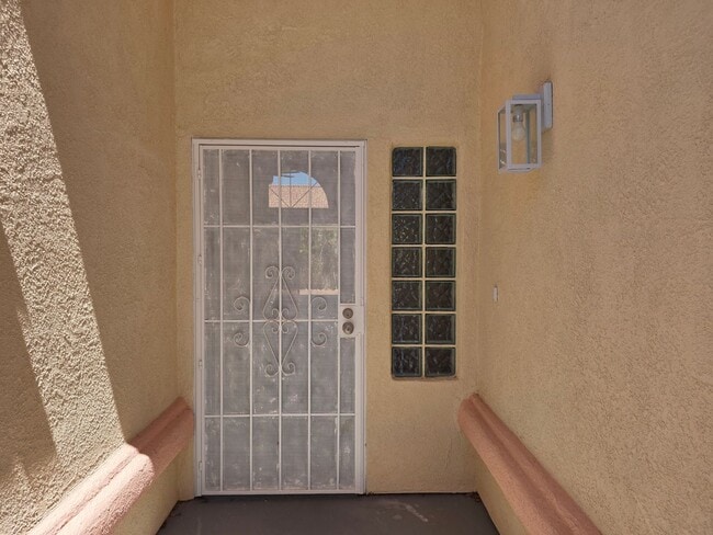 1193 Pawnee Dr