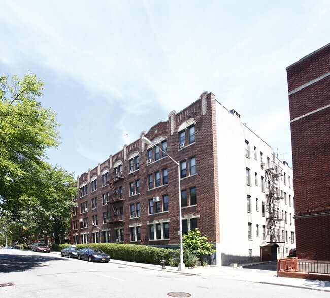 1324 Carroll St.