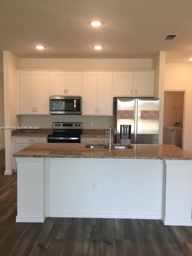 Photo - 2240 SW Lawrence St