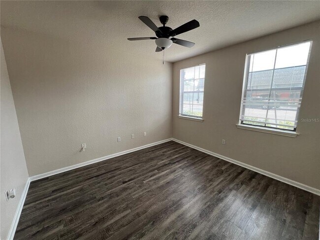 Photo - 911 N Orange Ave Unit 127