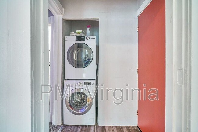 Photo - 1050 Ann St Unit #A