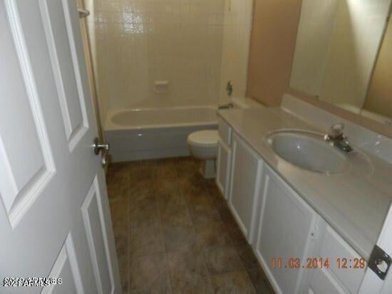 1440 E Renee Dr