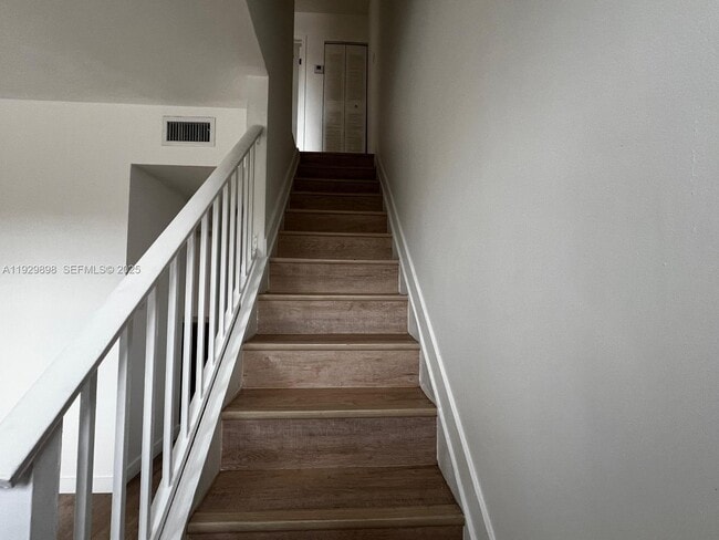 Photo - 324 W 74th Pl