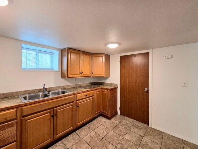 Photo - 1121 Monitor Ave Unidad #1/2 - Downstairs