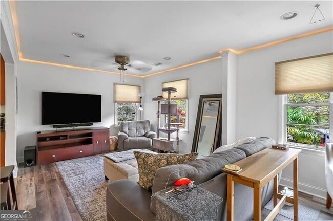 Photo - 1984 Mcjenkin Dr NE