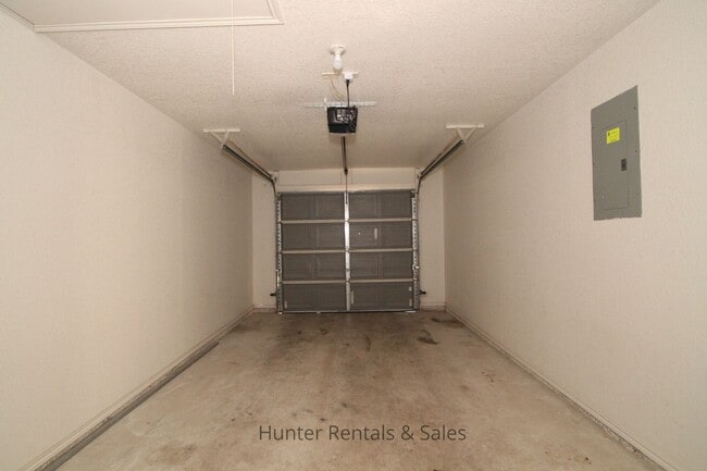 Building Photo - Off The Main Path