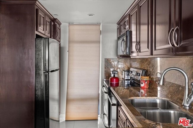 Photo - 4267 Marina City Dr Unit 412