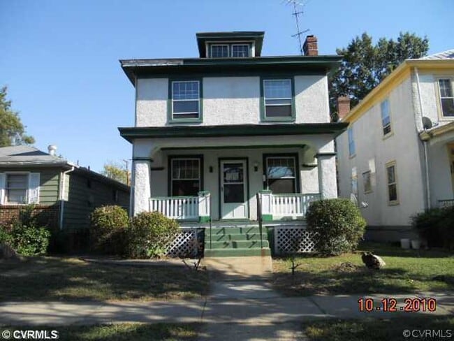 Photo - Large house on the North Side of town! Central HVAC, Laundry, Large yard, all appliances.