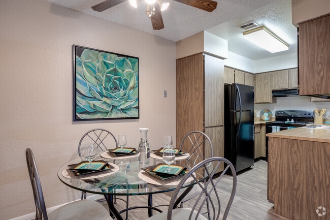 Interior Photo - Garden Place Rental