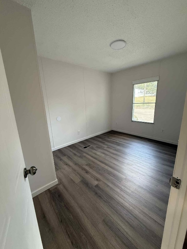 Photo - 218 Lee Rd 211