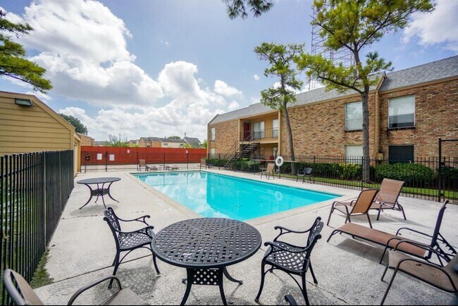 Photo - 3303 W Greenridge Dr Unit True