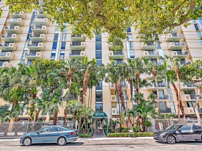 Photo - 2350 NE 135th St Unit 804