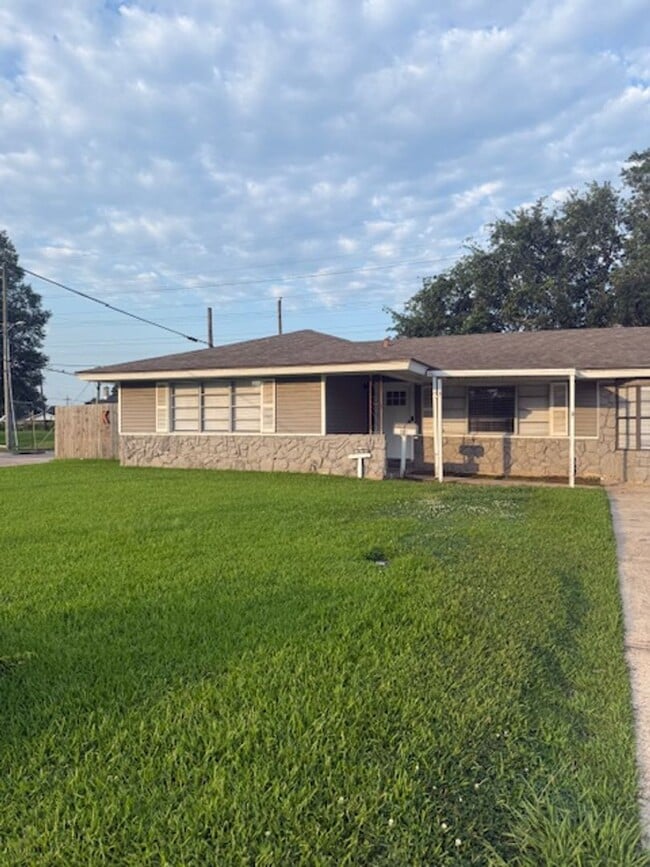 Photo - February movein