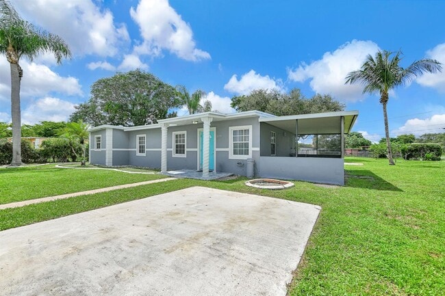 Building Photo - 15710 NW 19th Ave Rental