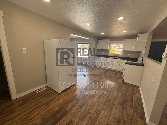 Photo - 2619 7th Ave