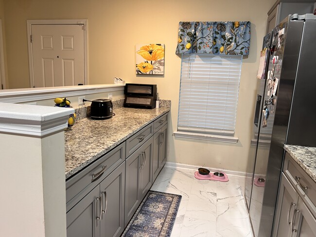 Photo - 324 Gallery Way