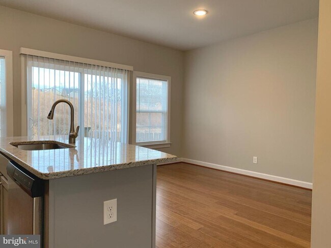 Photo - 26 Andrews Pl