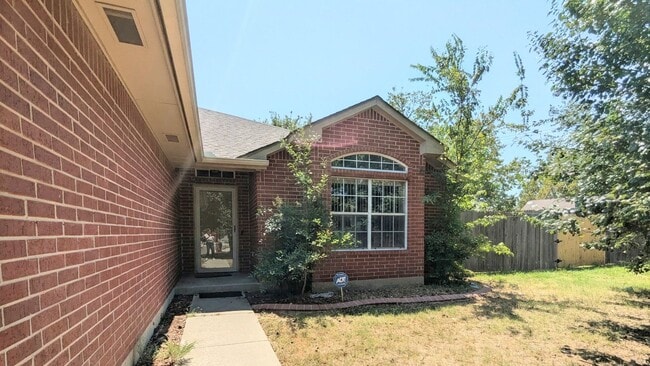 Building Photo - 5516 SE 81st St