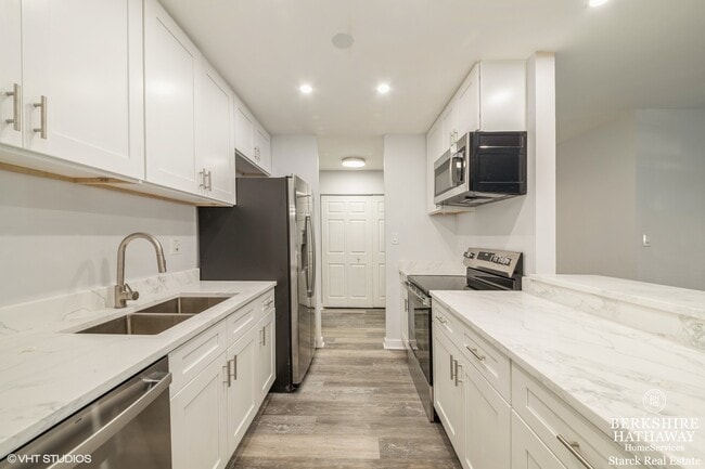 Photo - 120 Lakeview Dr Unidad 214