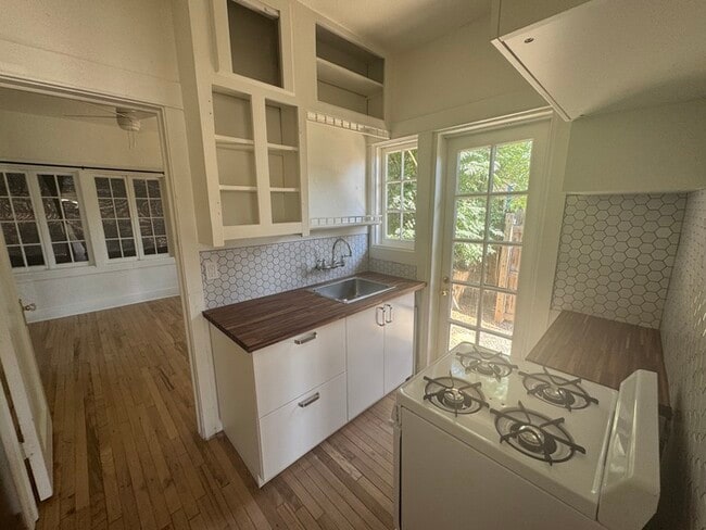 Photo - Coronado Historic District Duplex