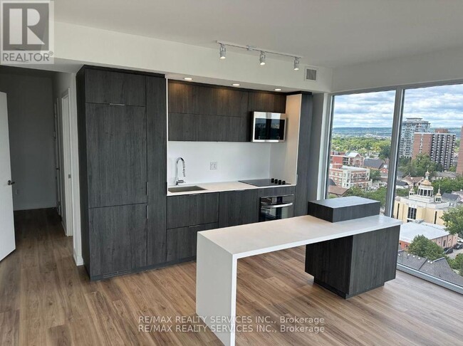 Photo - 370 Martha St Unité 1302