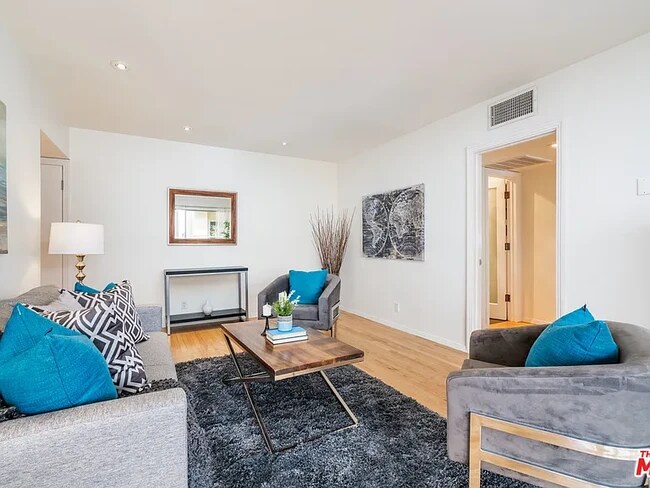 Living Room 2 - 1410 S Bentley Ave Unit 104