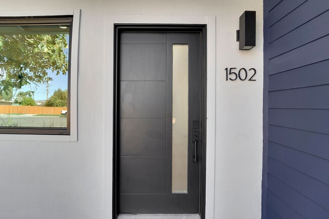 Photo - 1502 Coolidge St