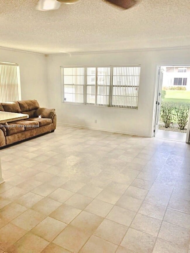 Photo - 316 Camden M Unidad 316