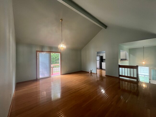 965 Amberwood Pl