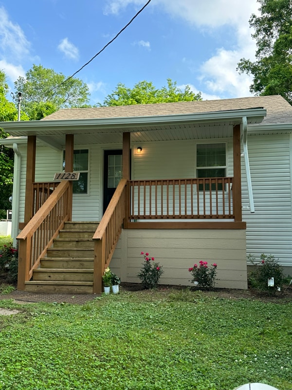 Photo - 1128 Commerce St