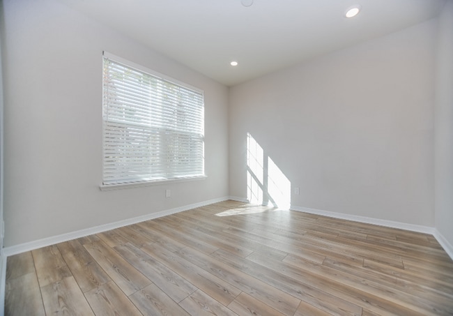 Photo - 79 Myrtle Oak Ct