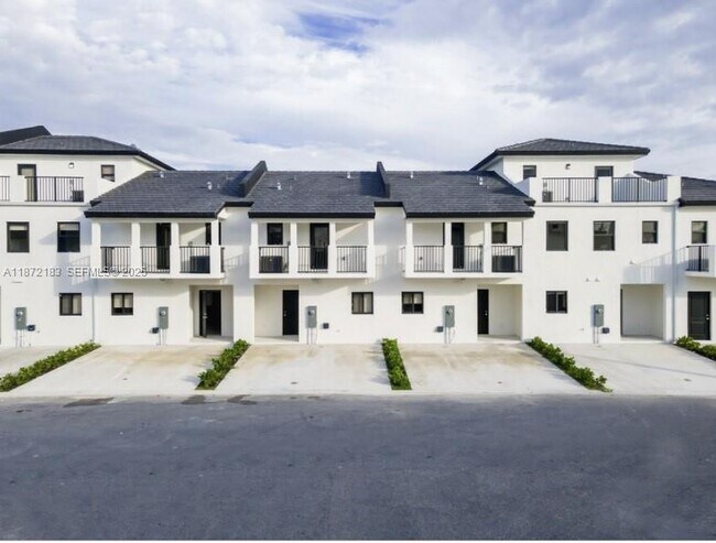 Building Photo - 25231 SW 134th Path