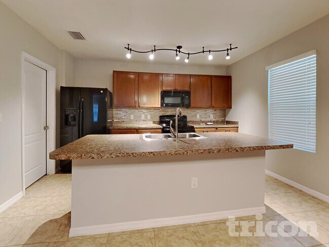 Photo - 3799 Crossline Dr