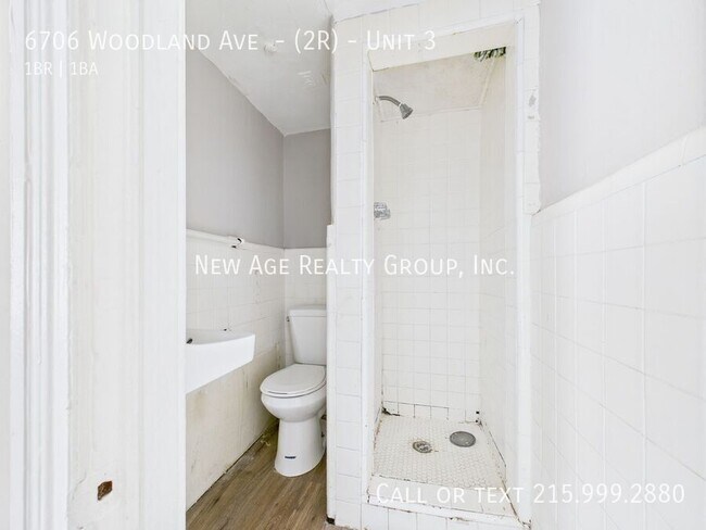 Photo - 6706 Woodland Ave Unit 3