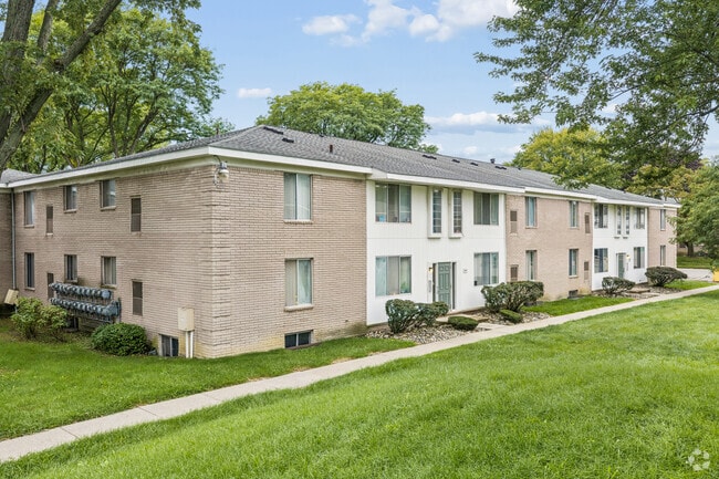Amber's Broadacre Apartments