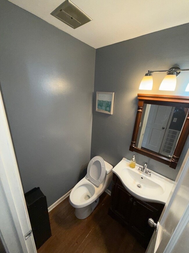 Photo - 1722 Nixon Ct