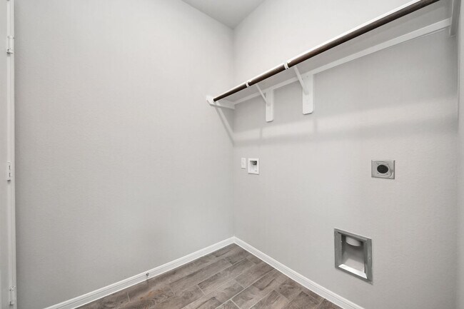 Photo - 22826 Xanthos St