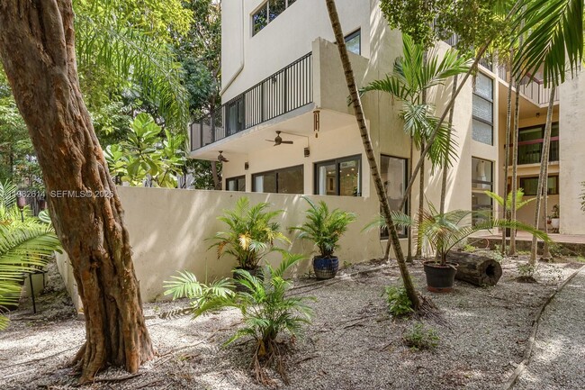 Photo - 2400 Brickell Ave Unit 103D