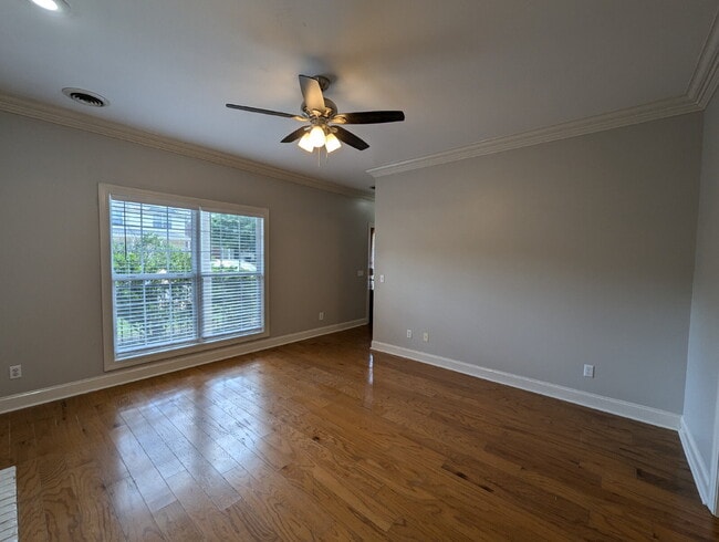 Photo - 117 Twin Gates Drive
