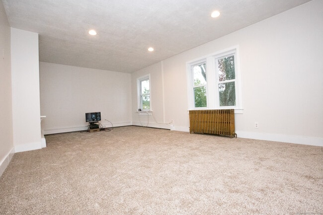 Photo - 53 Battell St