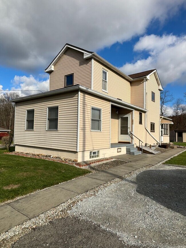 2 Bedroom in Jefferson Hills! - 2 Bedroom in Jefferson Hills! House