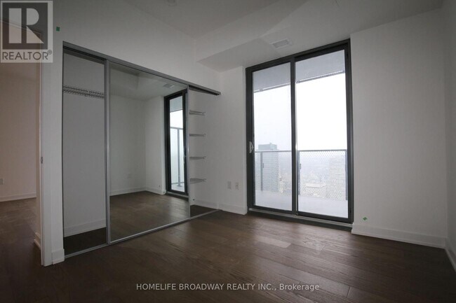 Photo - 11 Wellesley St W Unit 5708
