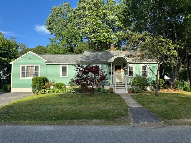 23 3rd St Unidad Attached Studio
