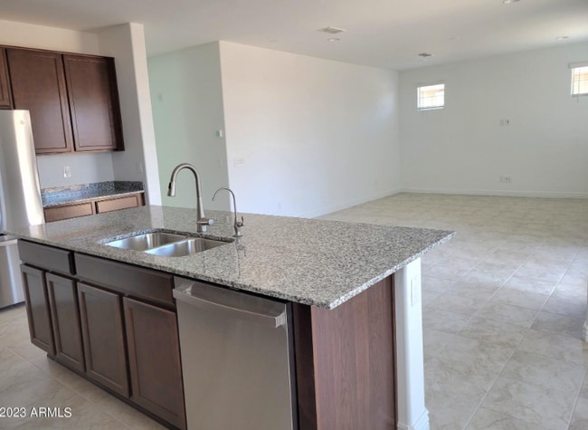 Photo - 10945 E Thunderbolt Ave