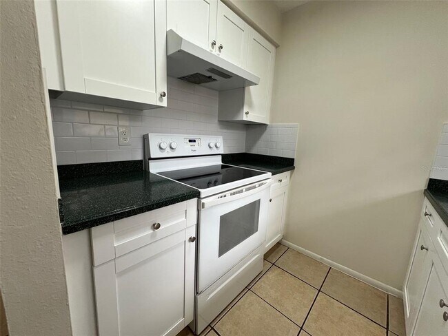 Photo - 2281 Curlew Ave Unidad C