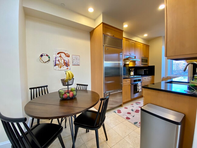 Photo - 30 Longwood Ave Unit 3