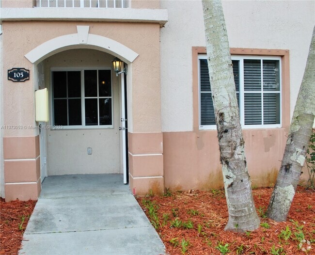 Building Photo - 1240 SE 28th Ct Rental