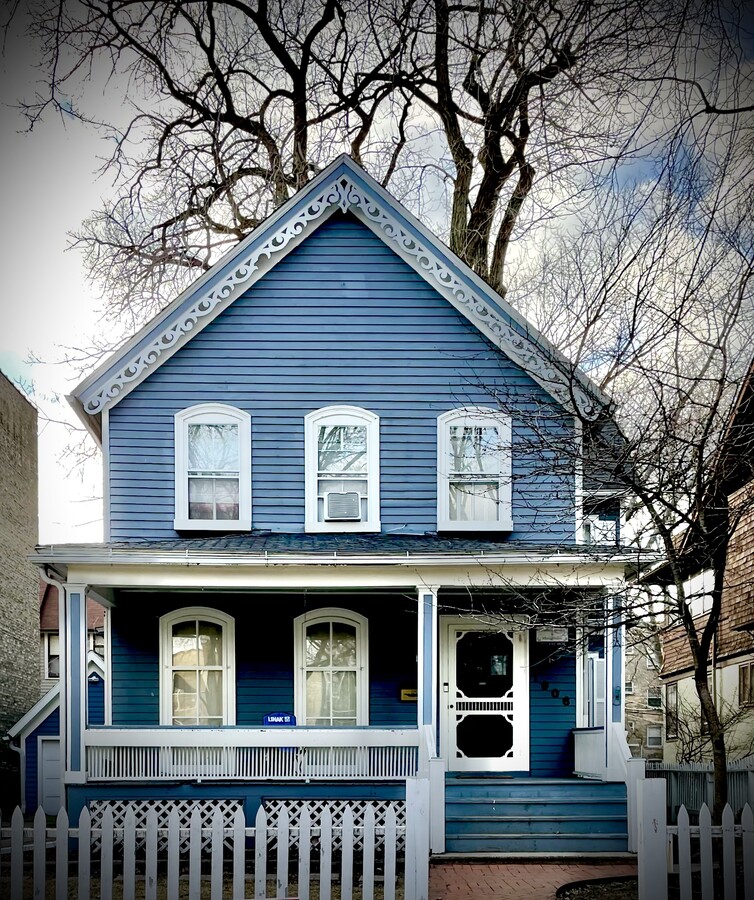 Photo - 1906 Orrington Ave House