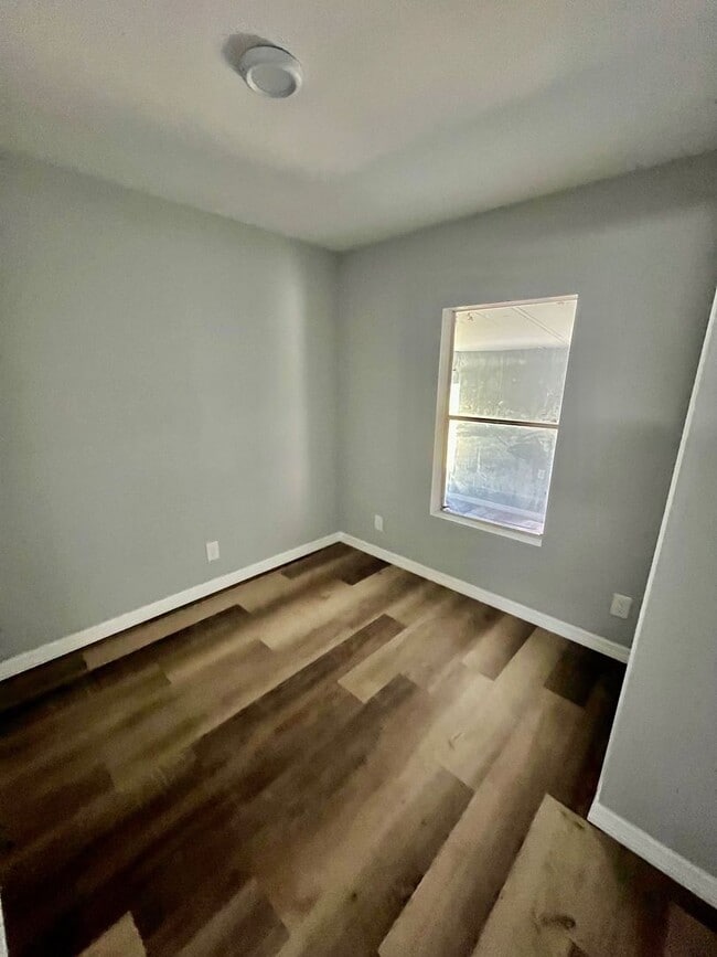 Photo - Recently Remodeled 3BR/2BA Port Richey Mobile Home! No Application Fee!