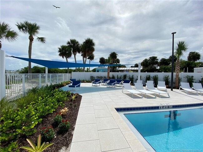 Photo - 2632 NE Pelican Wy